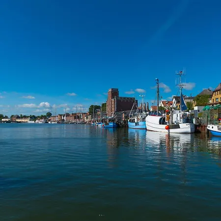 Ocean 2- 2 Og, Balkon, Ostseeblick, Kamin アパート